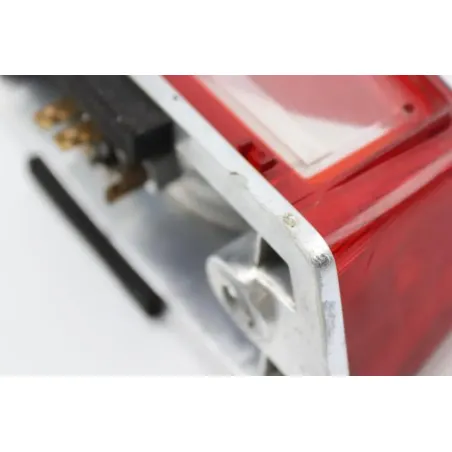 Feu arriere YAMAHA YBR 125 2005 - 2006