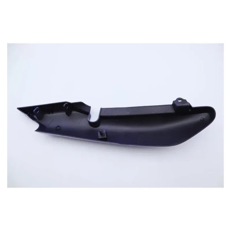 Coque arriere gauche YAMAHA YBR 125 2005 - 2006
