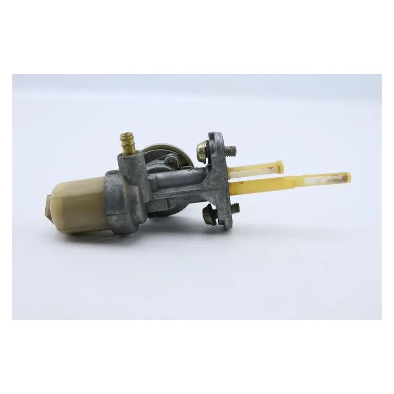 Robinet essence YAMAHA YBR 125 2005 - 2006