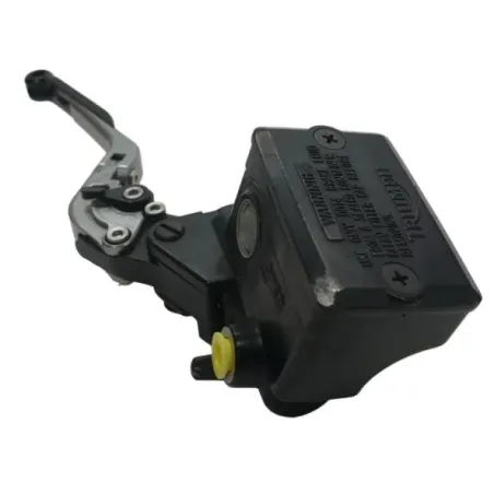 Maitre cylindre frein avant TRIUMPH STREET TRIPLE 675 2007-2011