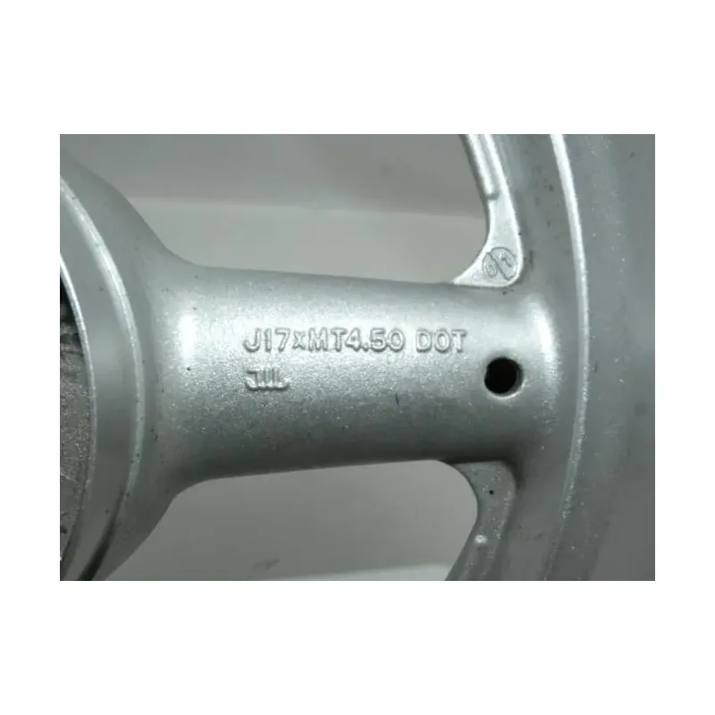 Jante arriere SUZUKI SV 650 S 1999 - 2002