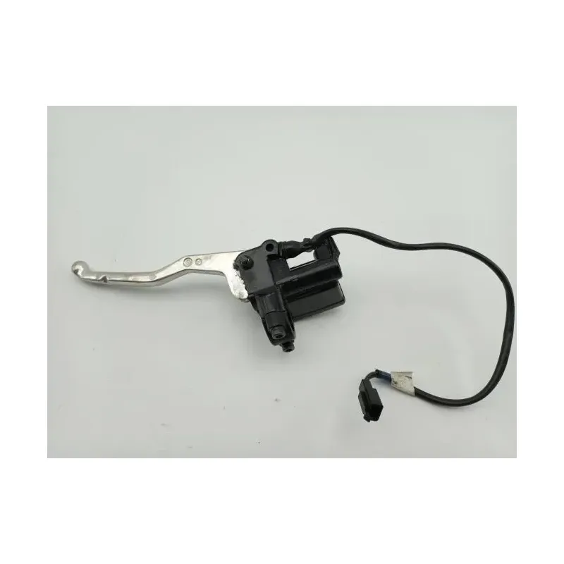 Maitre cylindre frein avant YAMAHA CW 125 BWS 2010 - 2013