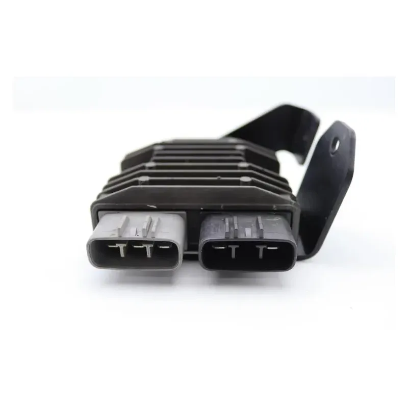 Regulateur charge batterie TRIUMPH STREET TRIPLE 675 R 2007 - 2011