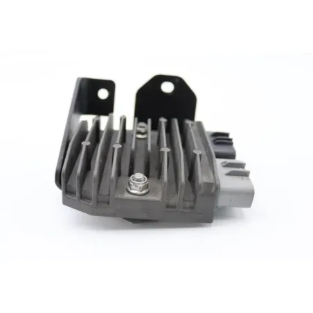 Regulateur charge batterie TRIUMPH STREET TRIPLE 675 R 2007 - 2011