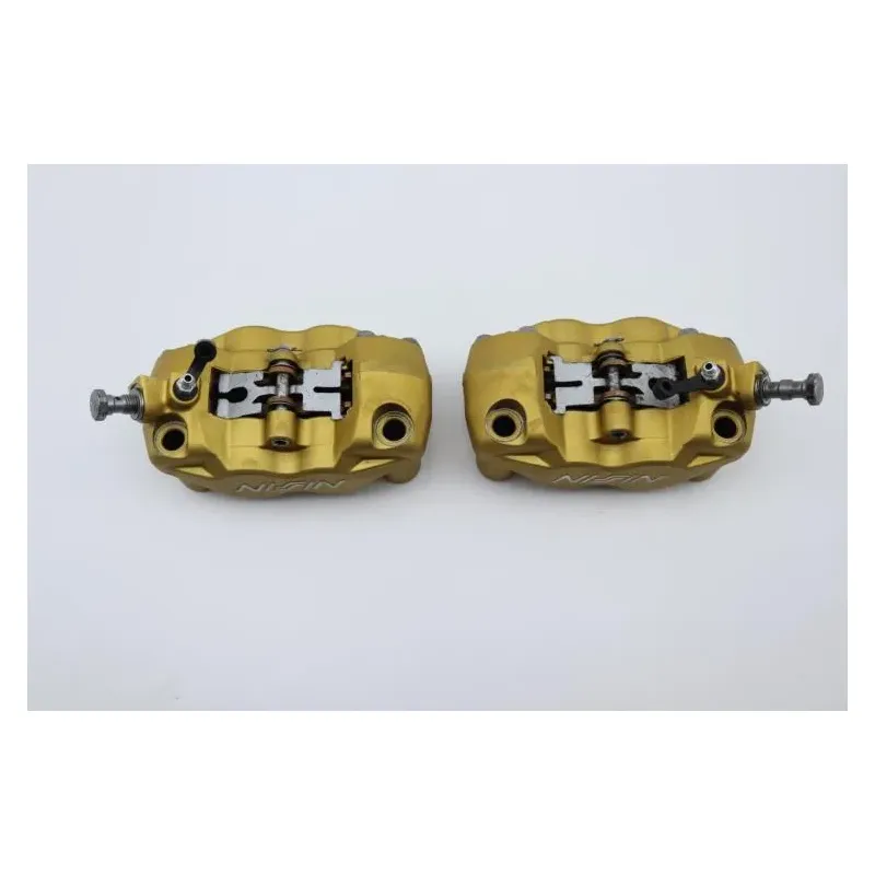 Etrier de frein avant TRIUMPH STREET TRIPLE 675 R 2007 - 2011
