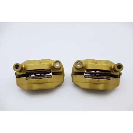 Etrier de frein avant TRIUMPH STREET TRIPLE 675 R 2007 - 2011