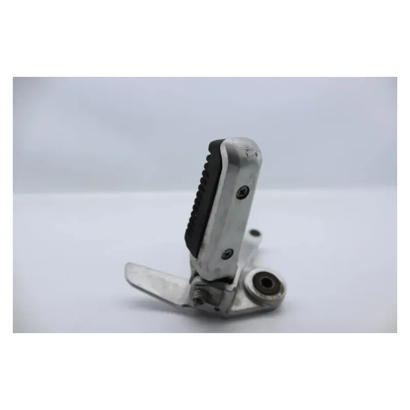 Platine arriere droite SUZUKI VX 800 1991 - 1997