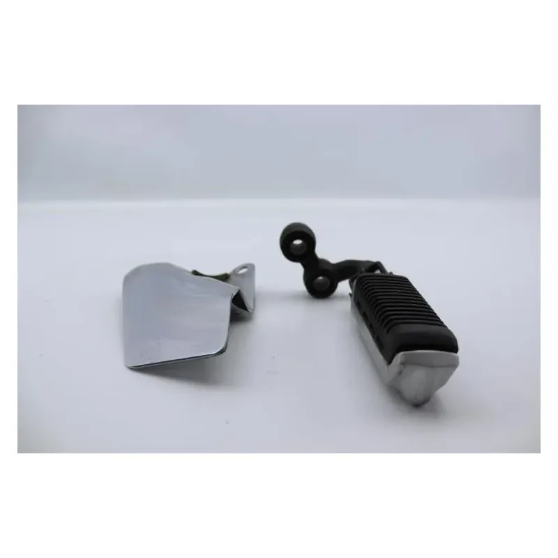 Platine avant droite SUZUKI VX 800 1991 - 1997