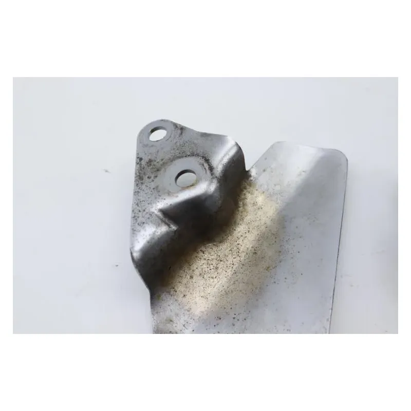 Platine avant droite SUZUKI VX 800 1991 - 1997