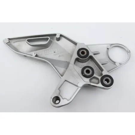 Platine avant gauche SUZUKI GSX 1300 BKING 2007 - 2011
