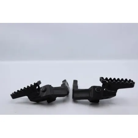 Platine avant droite APRILIA PEGASO 650 1994 - 1996