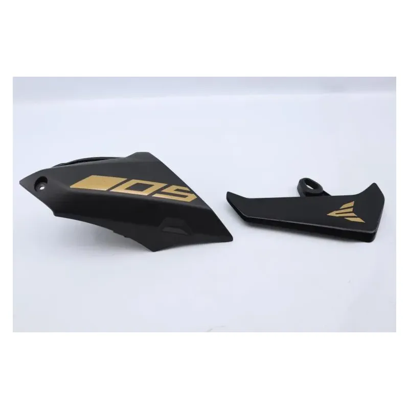 Ecope radiateur droit YAMAHA MT09 900 ABS 2017 - 2020