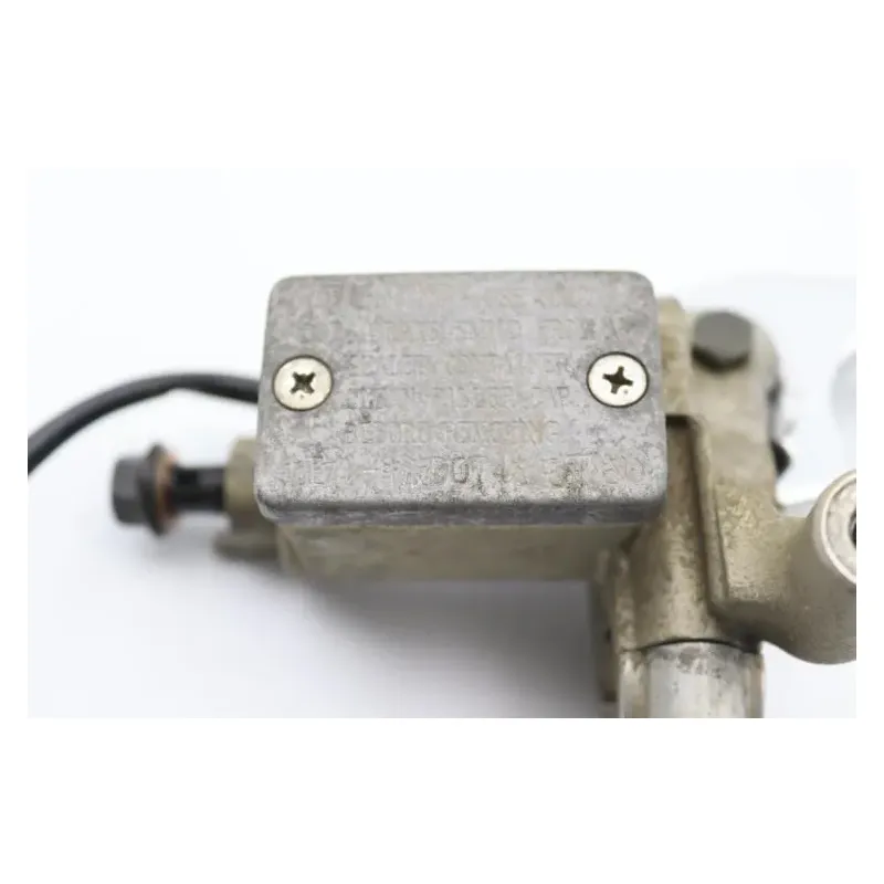 Maitre cylindre frein avant MBK XC 125 FLAME X 2004 - 2008