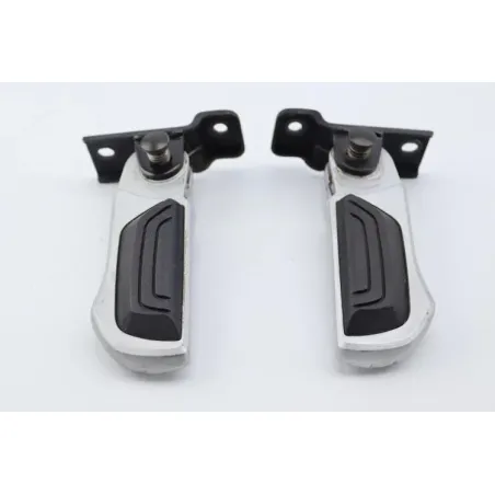 Repose pieds arriere droit SYM MAXSYM I 400 2011 - 2012