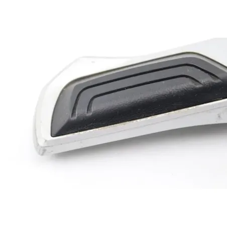 Repose pieds arriere droit SYM MAXSYM I 400 2011 - 2012
