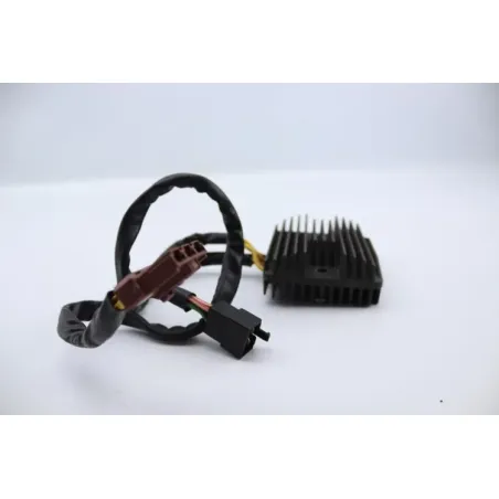 Regulateur charge batterie PIAGGIO MP3 250 2006 - 2009