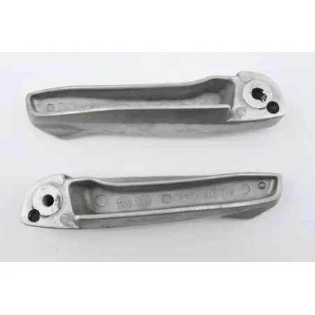 Repose pieds arriere droit HONDA ADV 350 ABS 2022 - 2024
