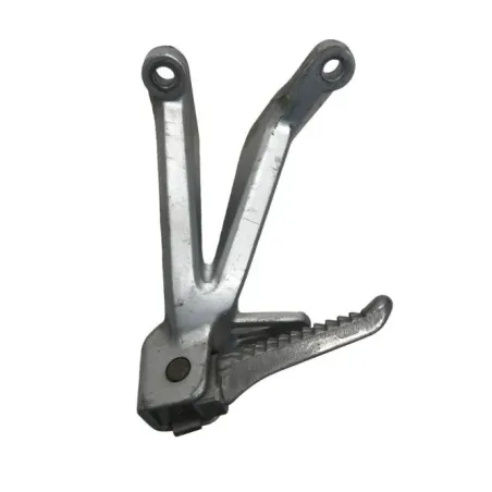Platine et repose pieds arriere droit SUZUKI GSXR 750 1998-1999