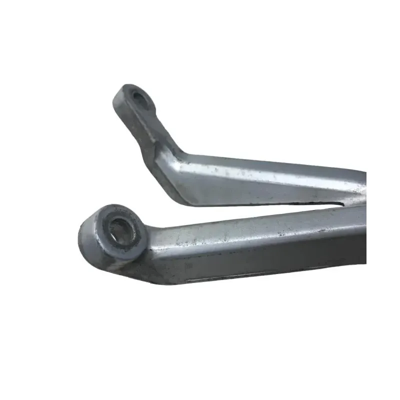 Platine et repose pieds arriere droit SUZUKI GSXR 750 1998-1999