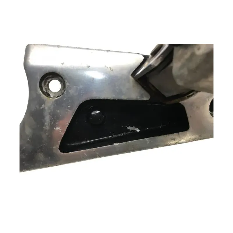 Platine et repose pieds arriere gauche YAMAHA VMAX 1200 1986-1992
