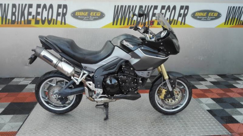 TRIUMPH TIGER 1050