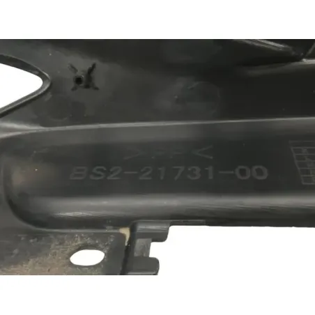 Cache carenage coque arriere gauche YAMAHA MT09 850 2017-2020