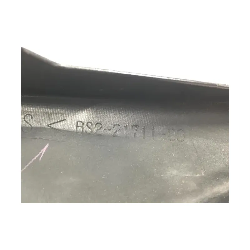 Cache carenage coque arriere gauche YAMAHA MT09 850 2017-2020