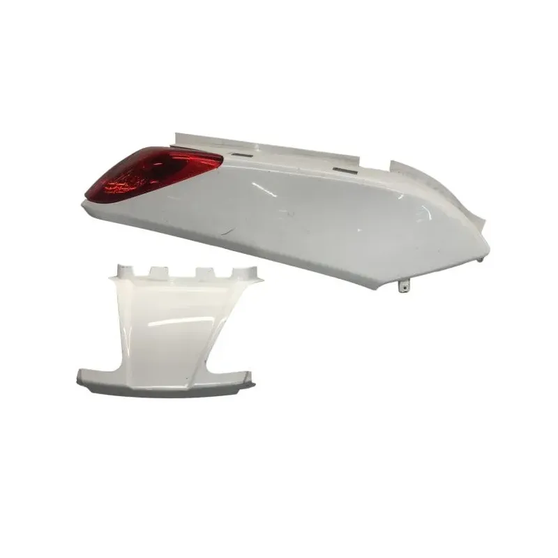 Cache carenage coque arriere droit YAMAHA YPR 125 2006-2009 XMAX