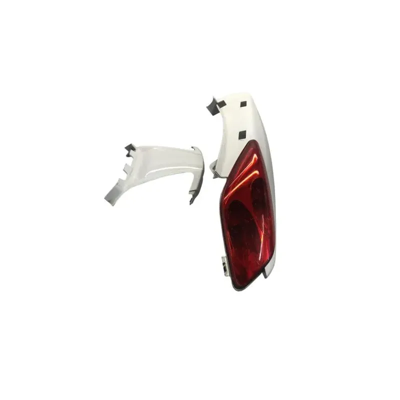 Cache carenage coque arriere droit YAMAHA YPR 125 2006-2009 XMAX