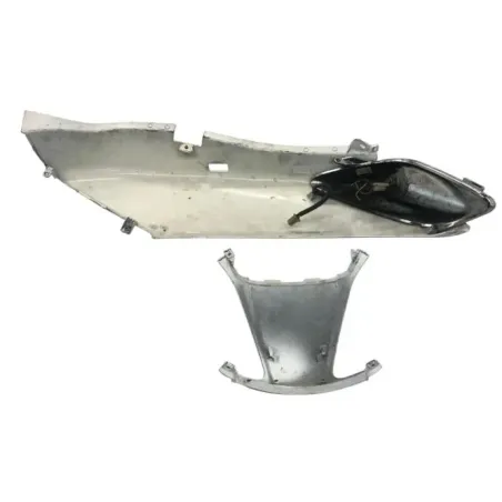 Cache carenage coque arriere droit YAMAHA YPR 125 2006-2009 XMAX