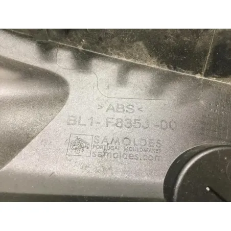 Cache flanc de carenage gauche YAMAHA YPR 125 2018-2021 XMAX