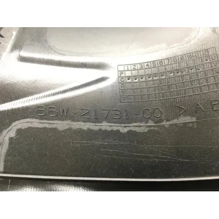 Cache lateral gauche YAMAHA XP 560 2022-2024 TMAX