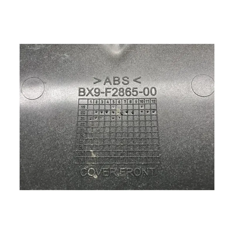 Cache carenage face avant YAMAHA MWD 300 TRICITY 2020-2024