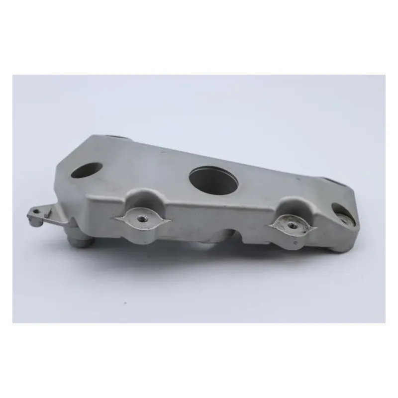 Support moteur droit HONDA CB 900 F HORNET 2002 - 2006