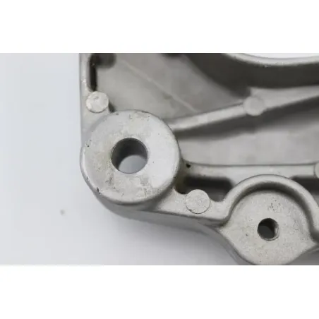 Support moteur droit HONDA CB 900 F HORNET 2002 - 2006