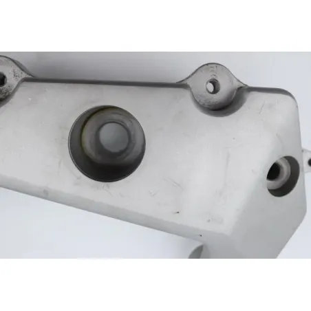 Support moteur droit HONDA CB 900 F HORNET 2002 - 2006