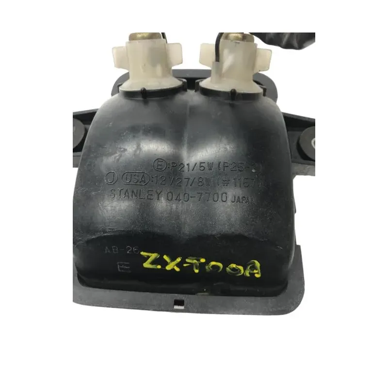 Feu arriere KAWASAKI GPZ 1000 RX 1986-1988