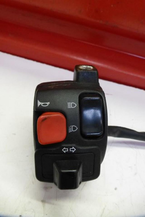 Commodo gauche MBK BOOSTER 12 POUCES 50 05-13