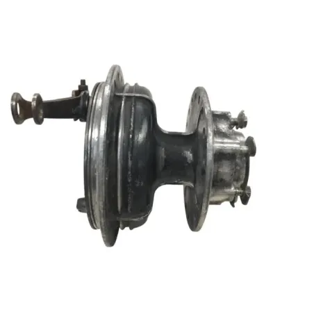 Moyeu arriere SUZUKI TS 125 ER 1979-1981