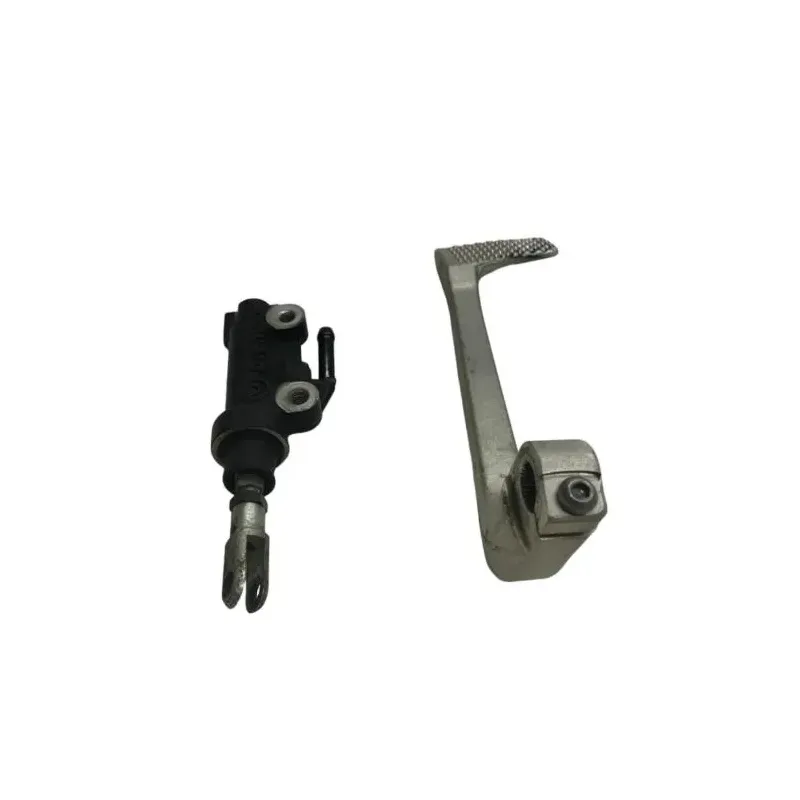 Maitre cylindre frein arriere YAMAHA TDM 900 2007-2010 ABS