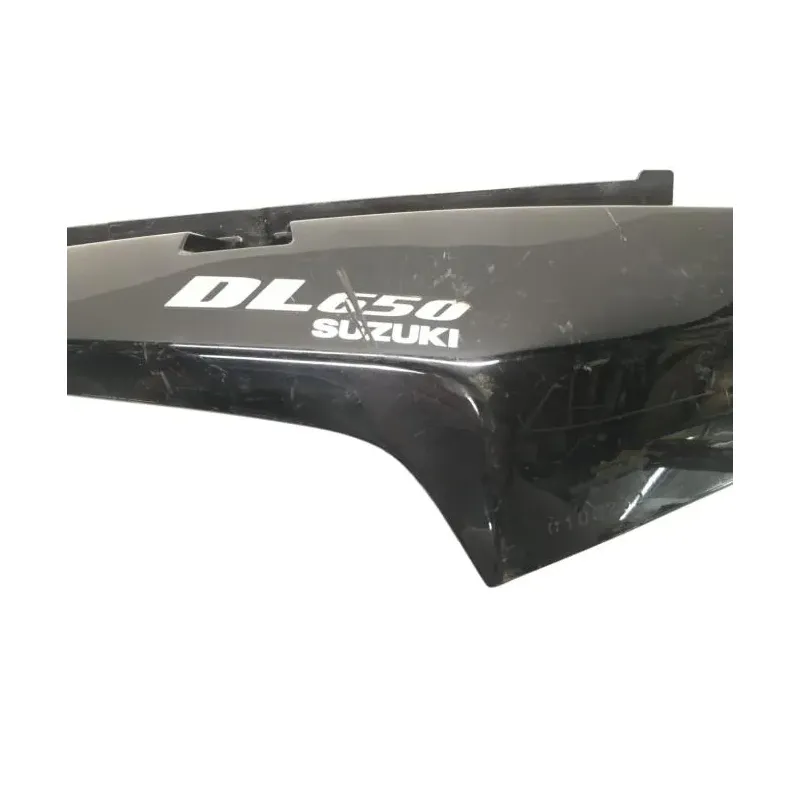 Cache carenage coque arriere droit SUZUKI DL 650 2007-2011 VSTROM
