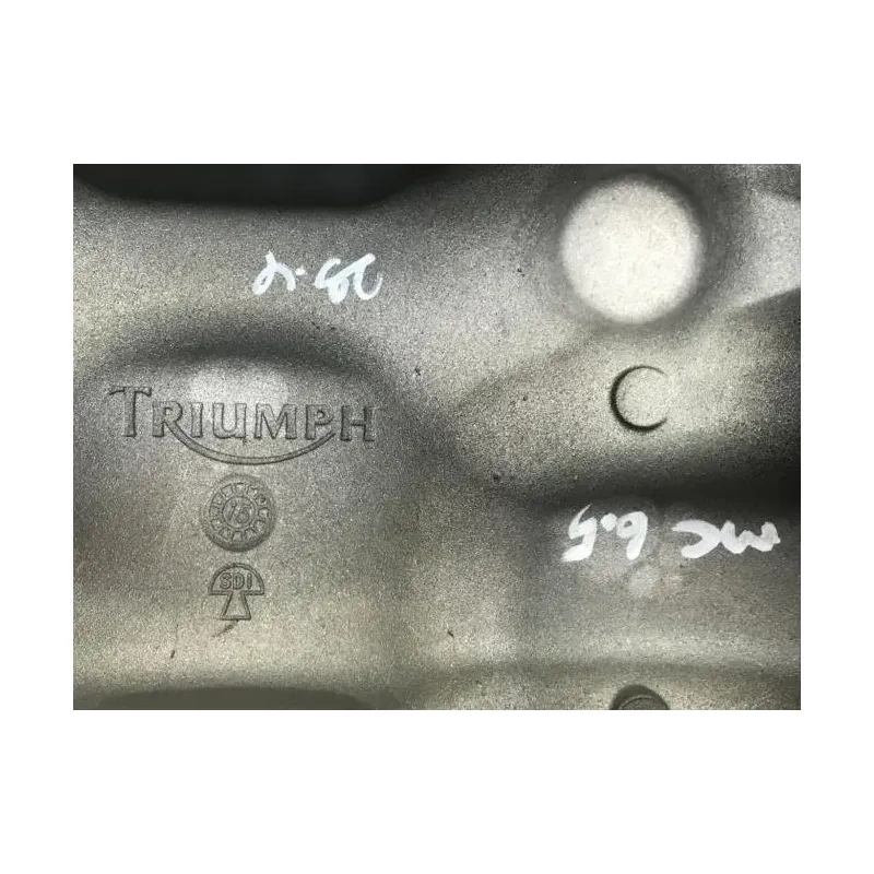 Couvre culasse TRIUMPH BONNEVILLE 800 2001-2006 AMERICA