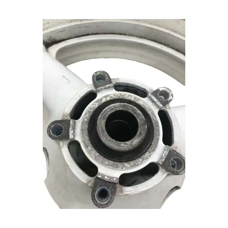 Jante arriere SUZUKI GSXR 600 1997-2000