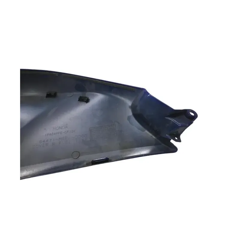 Cache reservoir droit HONDA VFR 1200 F 2010-2016