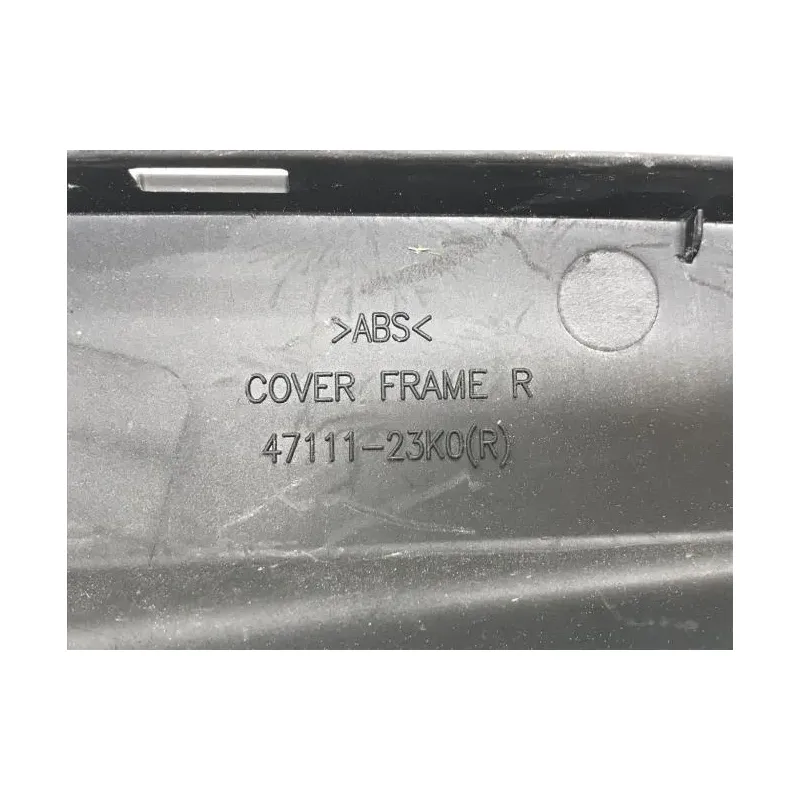 Cache lateral droit SUZUKI GSXS 125 2018-2020