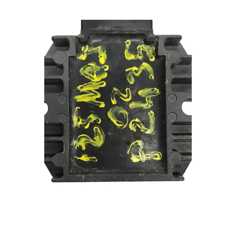 Regulateur charge batterie YAMAHA YP 125 2001-2002 MAJESTY