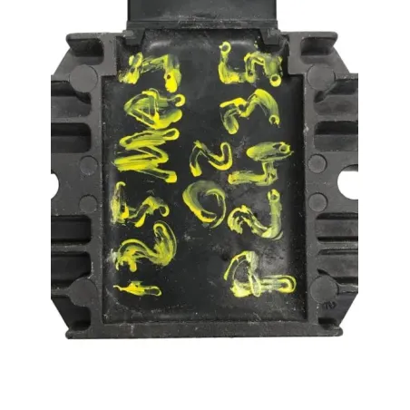 Regulateur charge batterie YAMAHA YP 125 2001-2002 MAJESTY