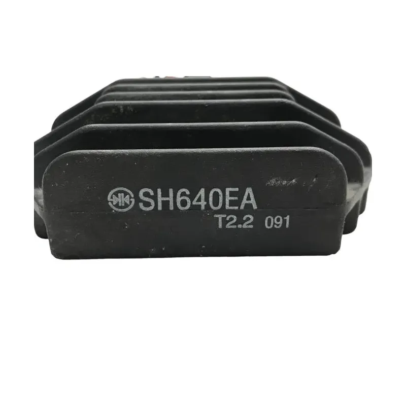 Regulateur charge batterie YAMAHA YP 125 2001-2002 MAJESTY