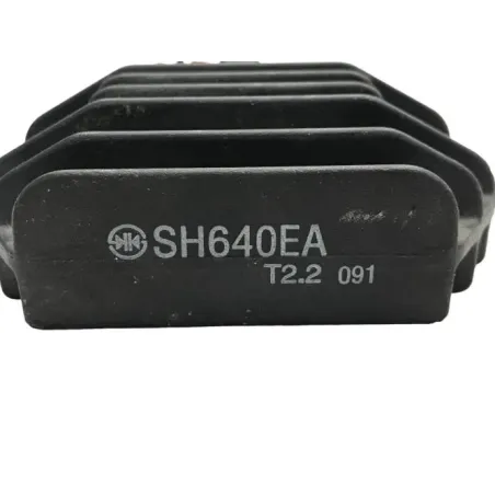 Regulateur charge batterie YAMAHA YP 125 2001-2002 MAJESTY
