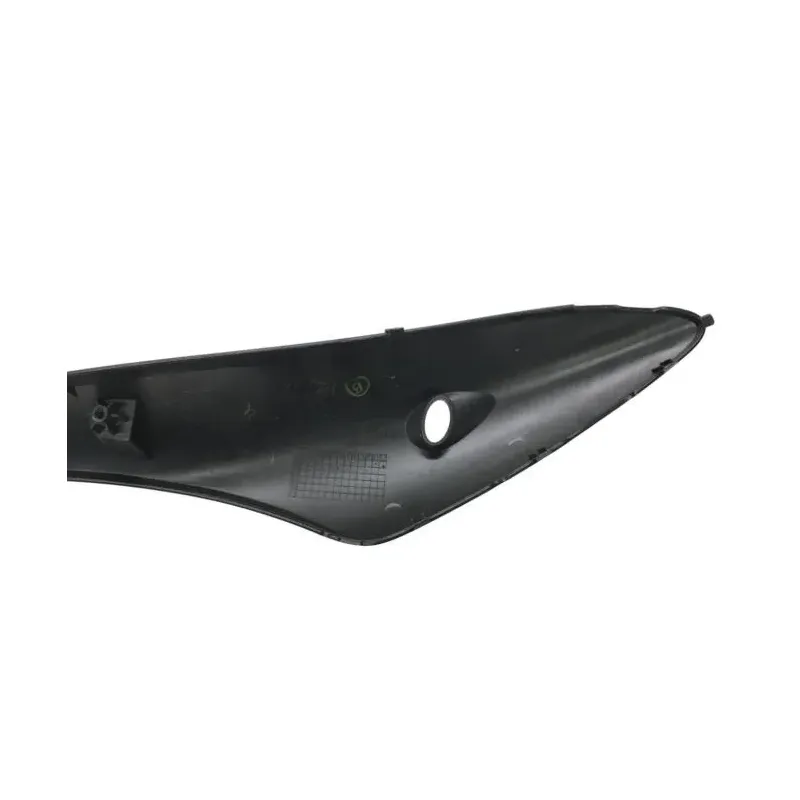 Cache carenage coque arriere droit SUZUKI SFV 650 2009-2016 GLADIUS